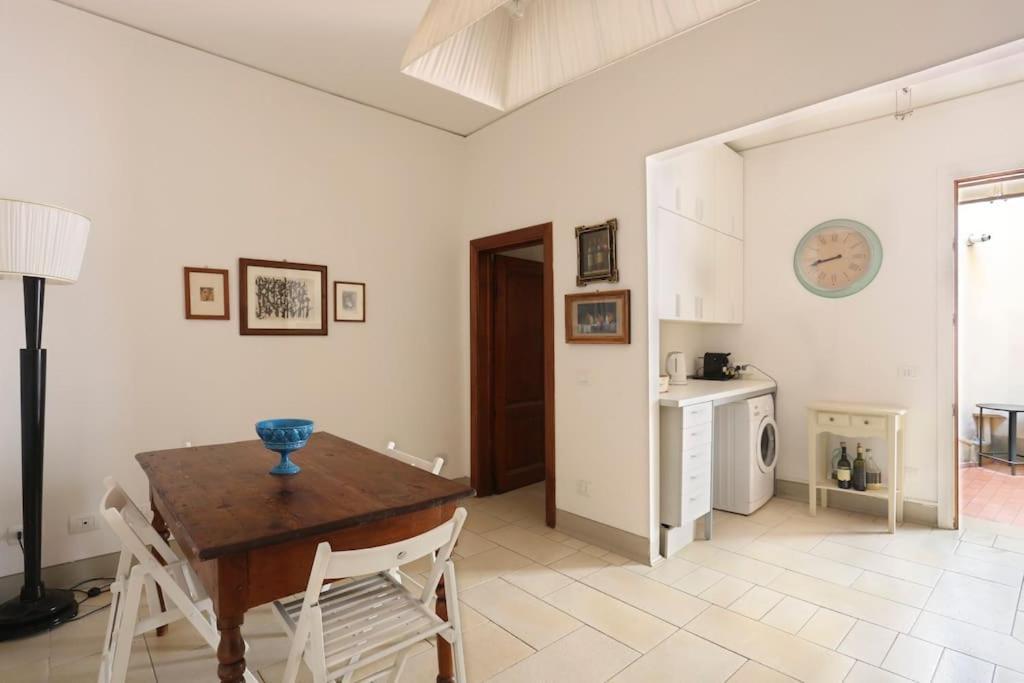 Belle Donne Historical Apartment - City Center Florenz Exterior foto